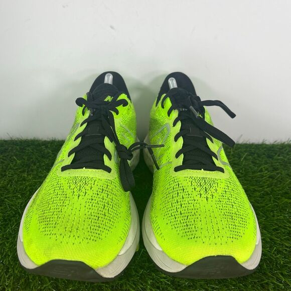 New Balance 880 v12 Fresh Foam X Men’s Size 10.5 Flo Green Running Sneakers